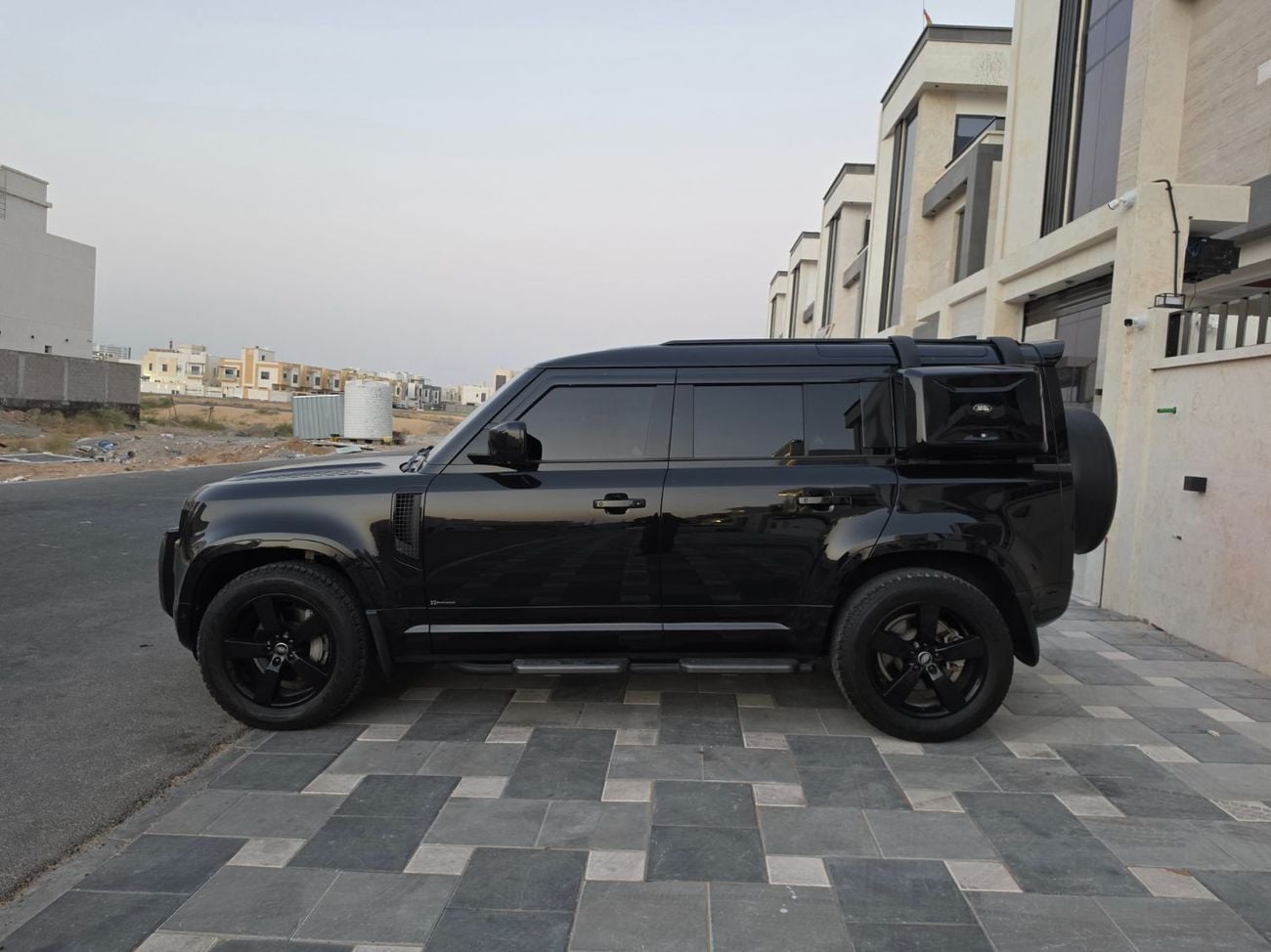 Land Rover Defender 110 HSE P400