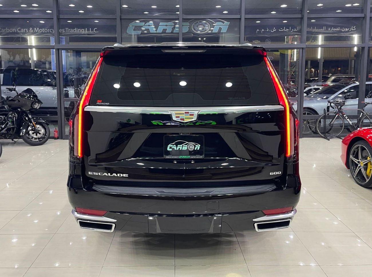 كاديلاك إسكالاد Premium Luxury 6.2L 4WD