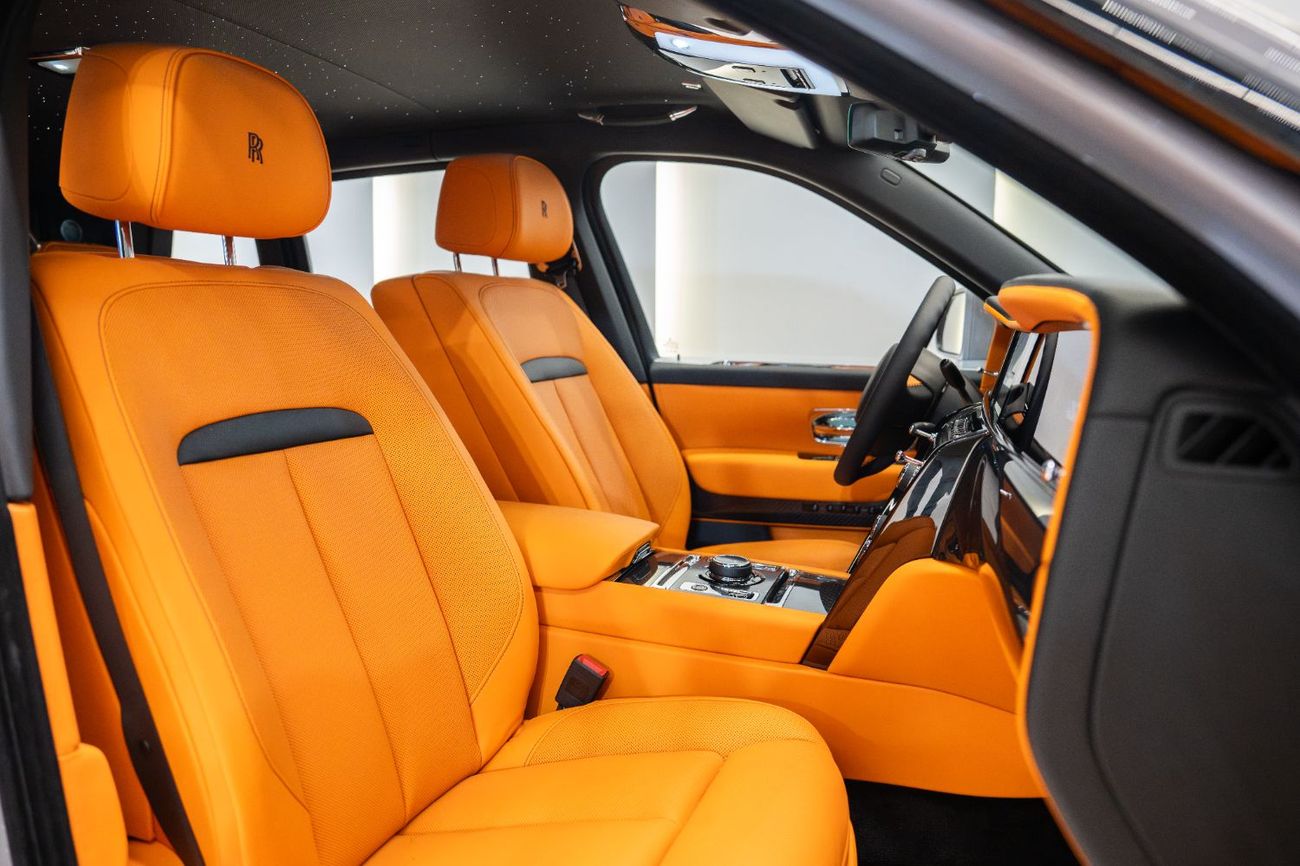 Rolls-Royce Cullinan - 2026 | BLACK BADGE | BRAND NEW | 0 KM MILEAGE | EUROPEAN