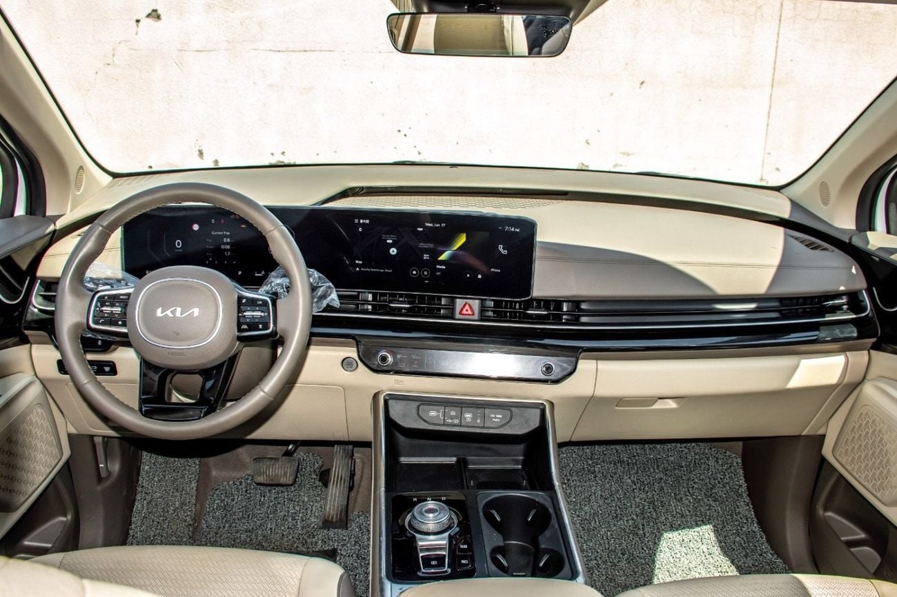 Kia Carnival GLS TOP