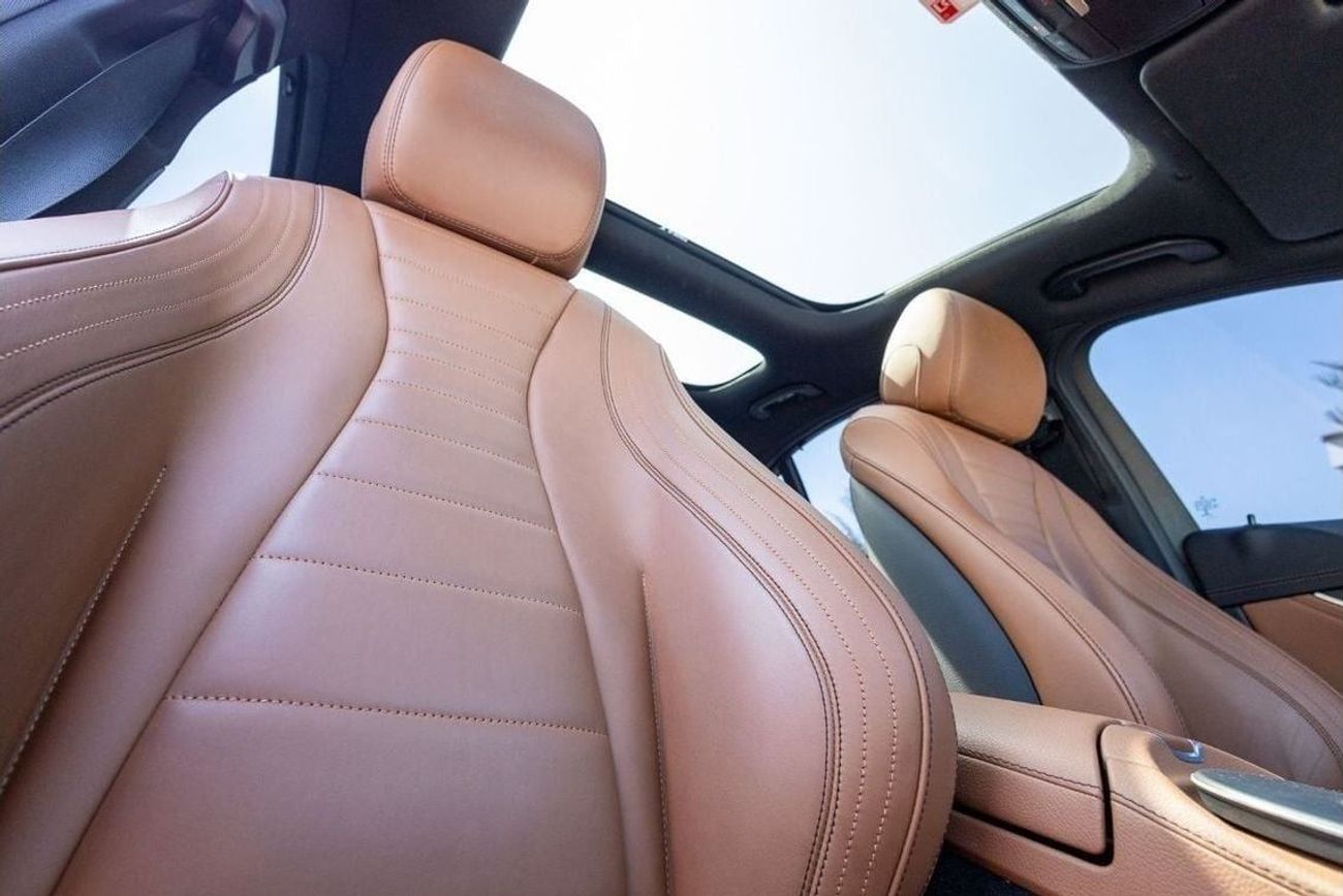 Mercedes-Benz E300 Mercedes-Benz E300 2022 GCC under Agency Warranty and Service Contract with Flexible Down-Paymen