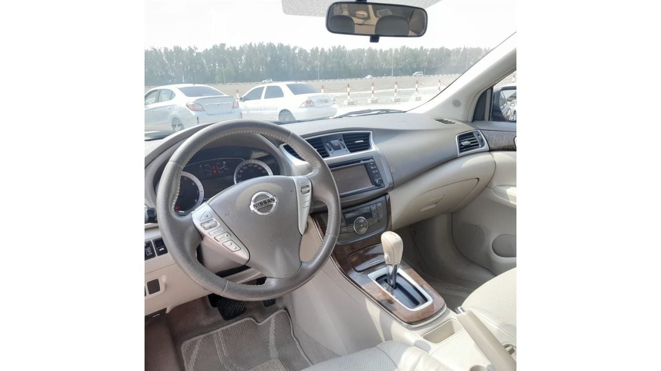 Nissan Sentra SV Nissan Sentra 2013 gcc 1.8 SL full options  IN very excellent condition  clean car  full gloss  n