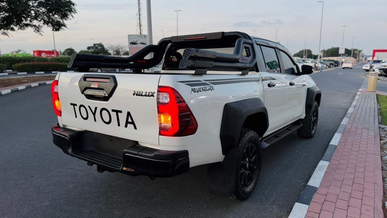 Toyota Hilux (GR BODY KIT INSTALLED | DOUBLE CABIN | POWER SEATS | AT | LEATHER SEATS |