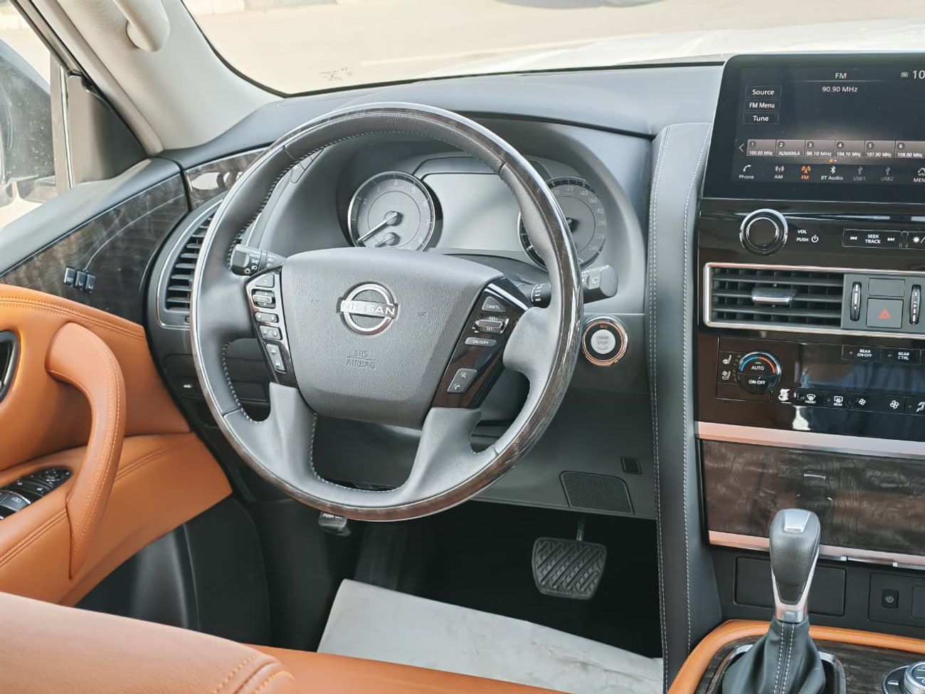 Nissan Patrol 2024 Nissan Patrol LE Platinum (Full-Option) 5.6L V8 Petrol A/T 4WD Export Only