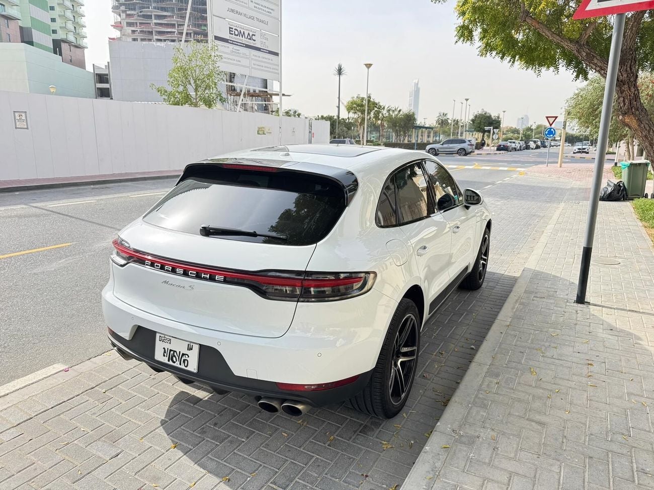 Porsche Macan S