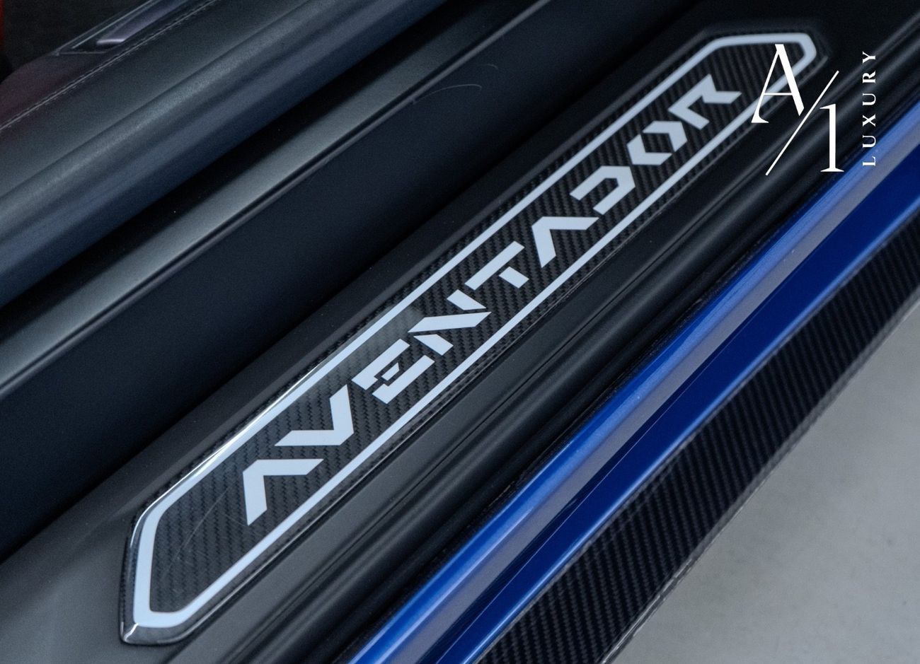 Lamborghini Aventador 6.5L V12