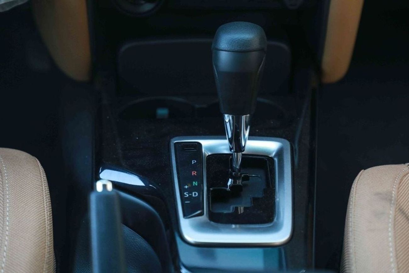 تويوتا فورتونر 2024 TOYOTA FORTUNER LOW 2.4 - PLATINUM WHITE PEARL inside CHAMOIS | Export Only