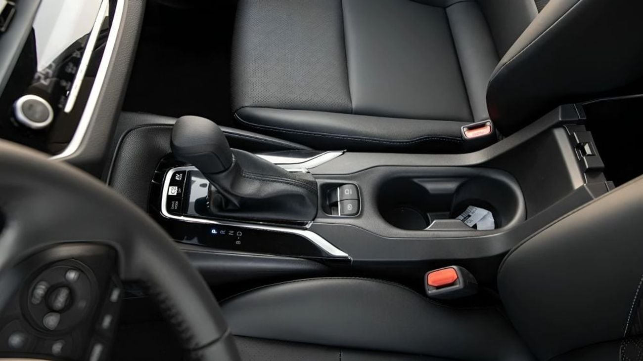 Toyota Corolla 1.8 HYBRID (ELITE)