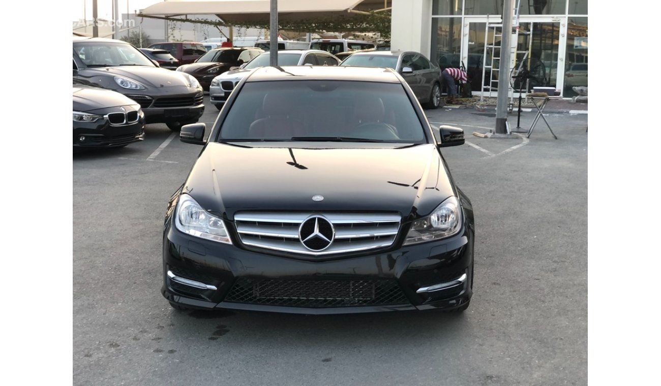 Mercedes-Benz C 300 Mercedes benz C300 model 2013 car prefect condition full option low mileage