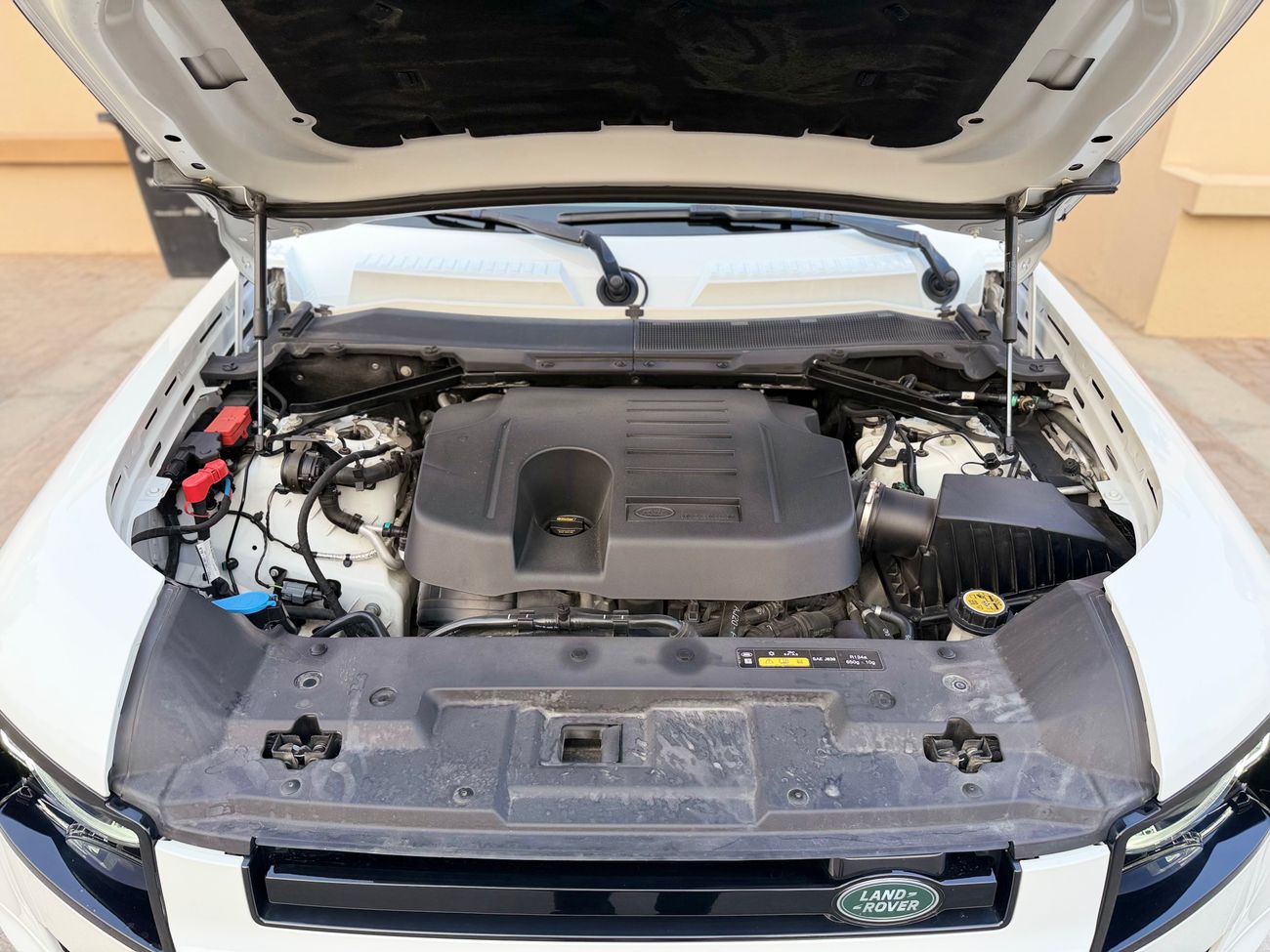 لاند روفر ديفندر 90 HSE بريمير موتورز الطاير