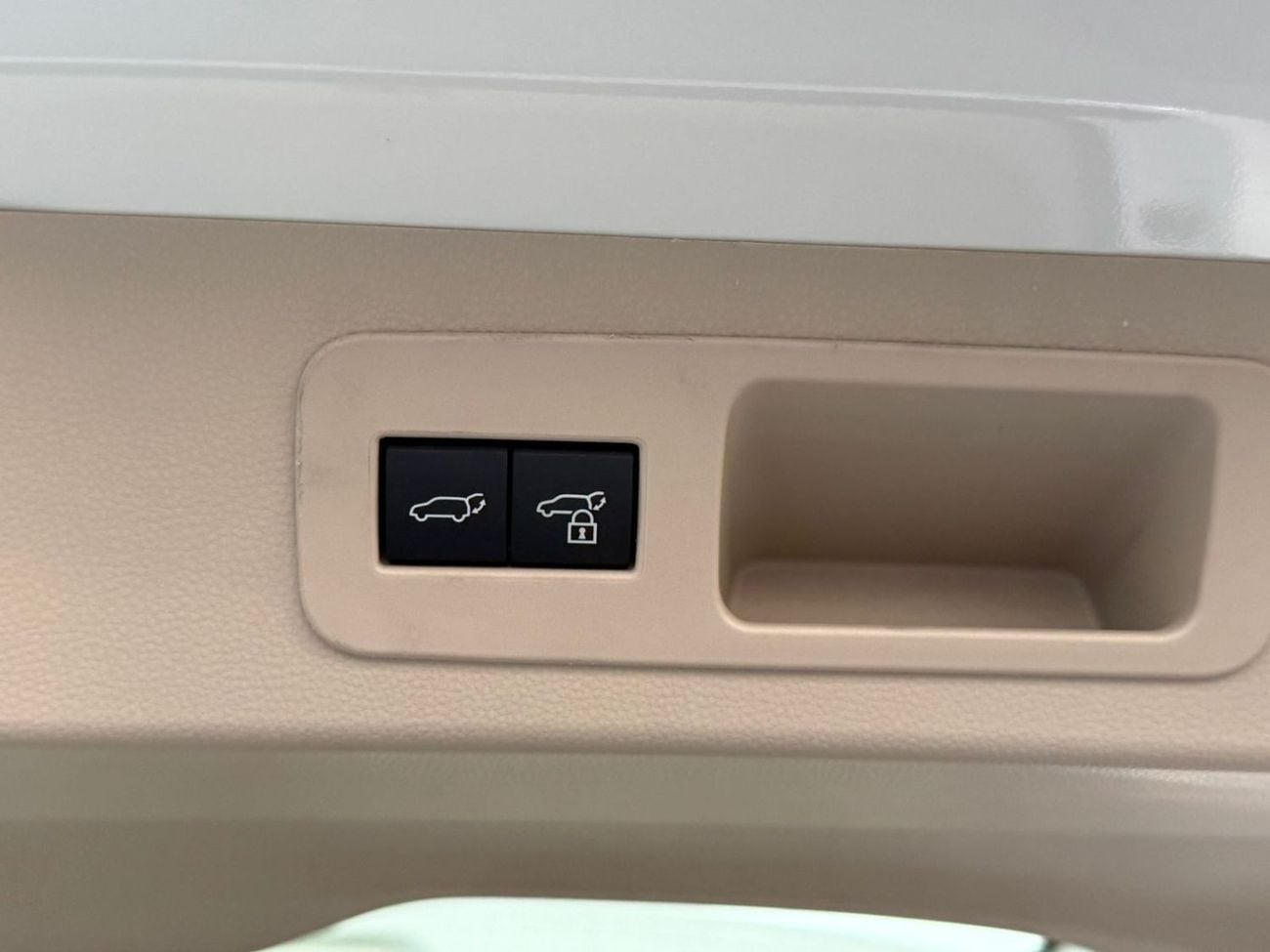 تويوتا لاند كروزر LAND CRUISER GXR 4.0L FULL OPTION 2025 MODEL