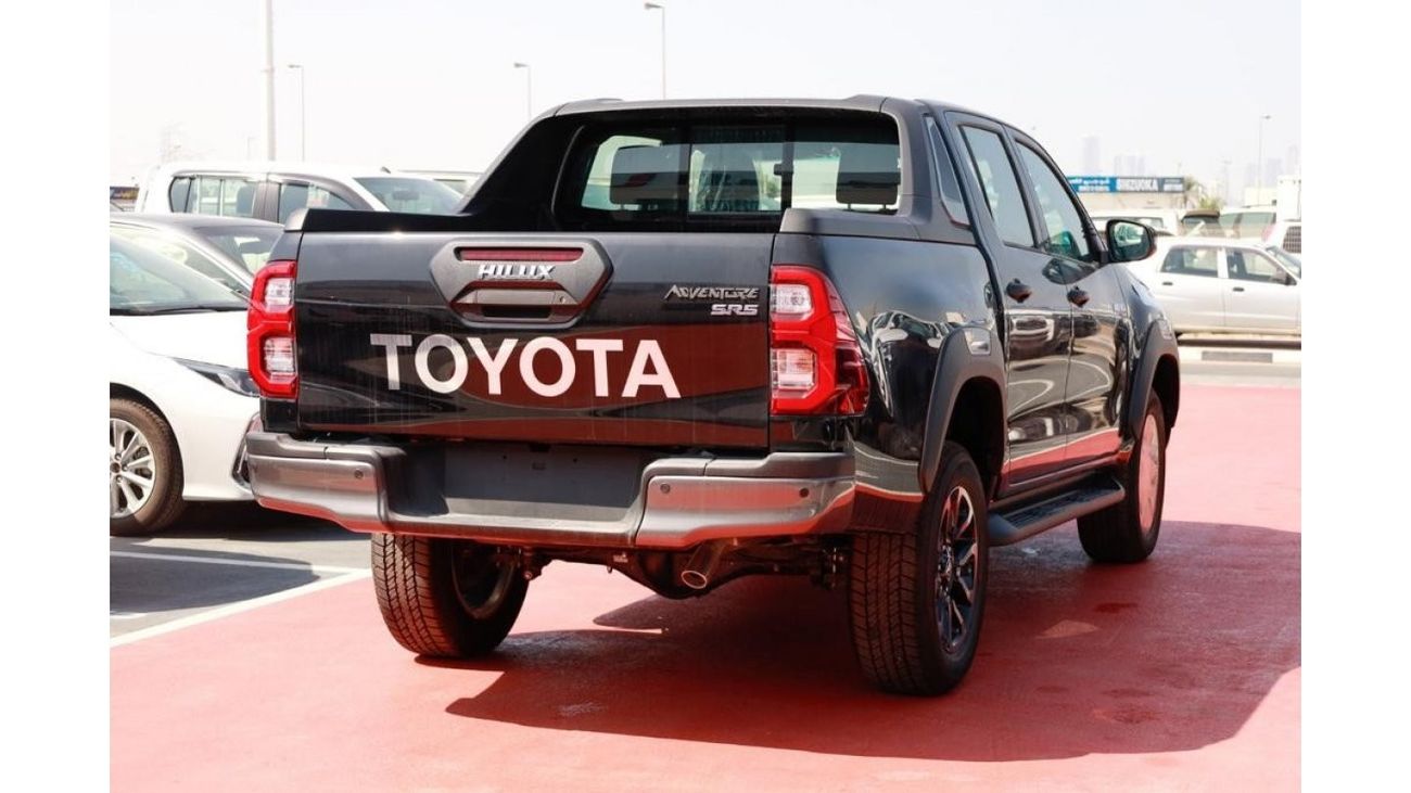 تويوتا هيلوكس TOYOTA HILUX 4.0 ADVENTURE BLACK 2023