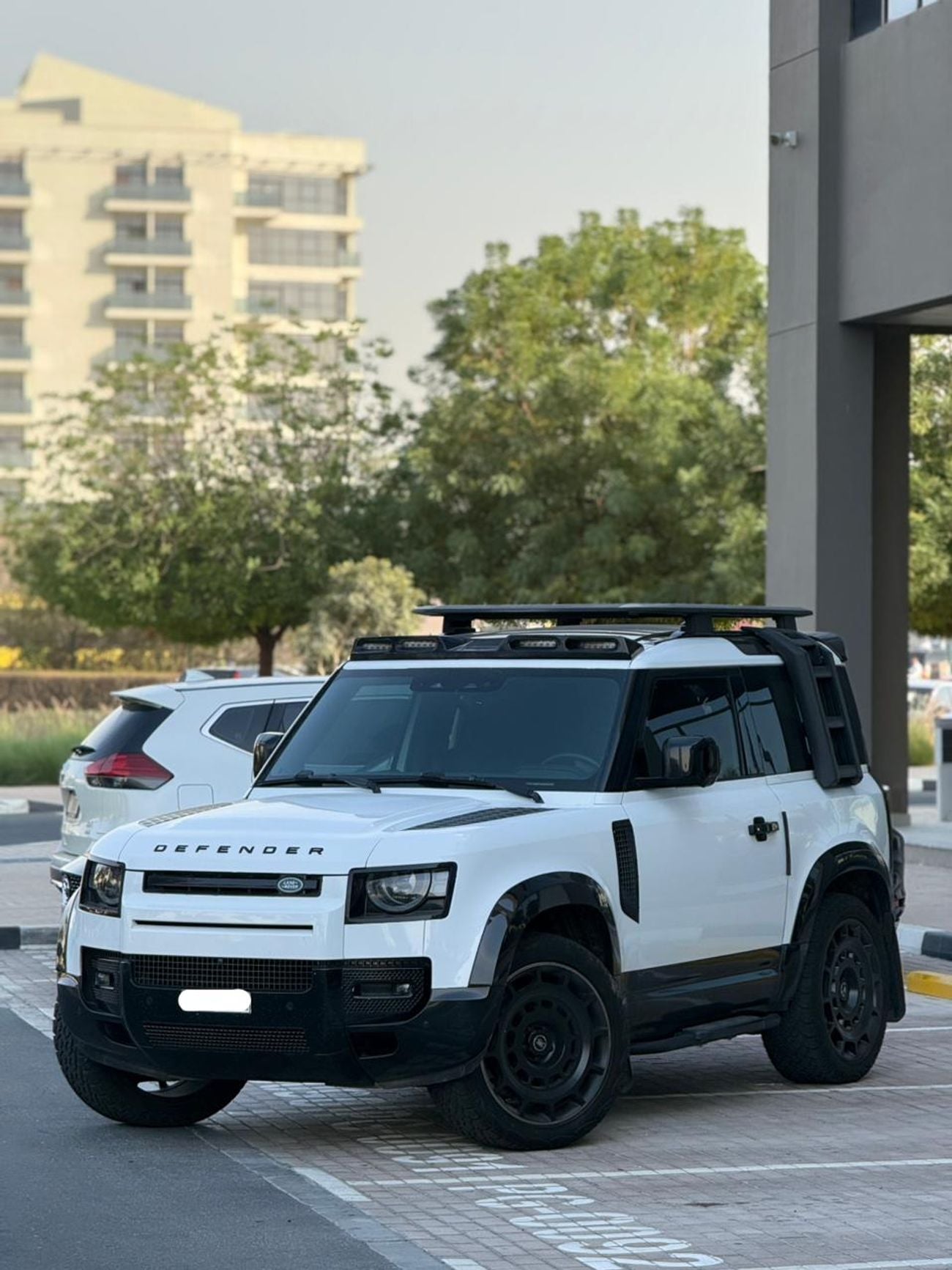 لاند روفر Defender 90 S P300
