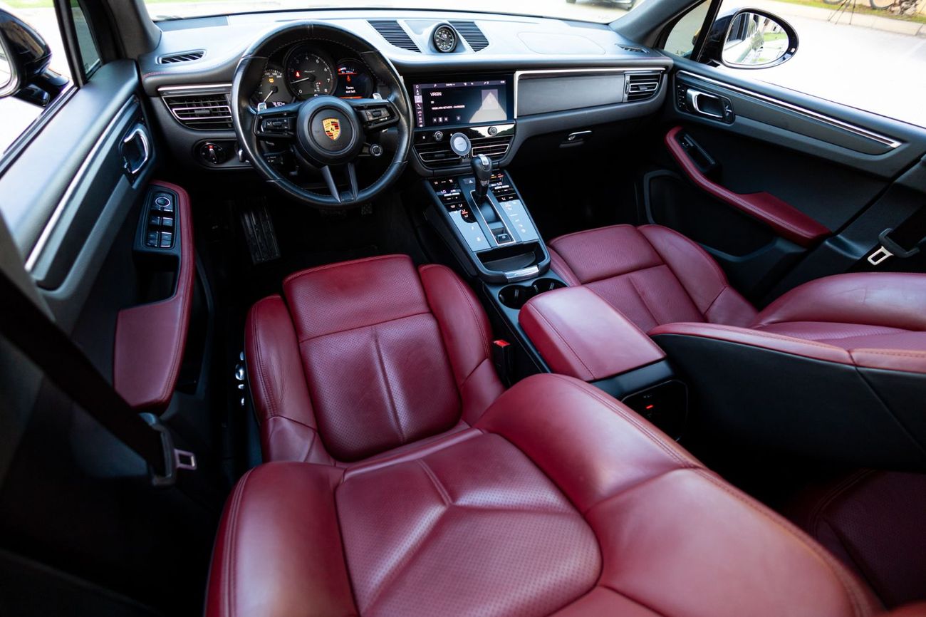 Porsche Macan T 2.0L (260 HP)