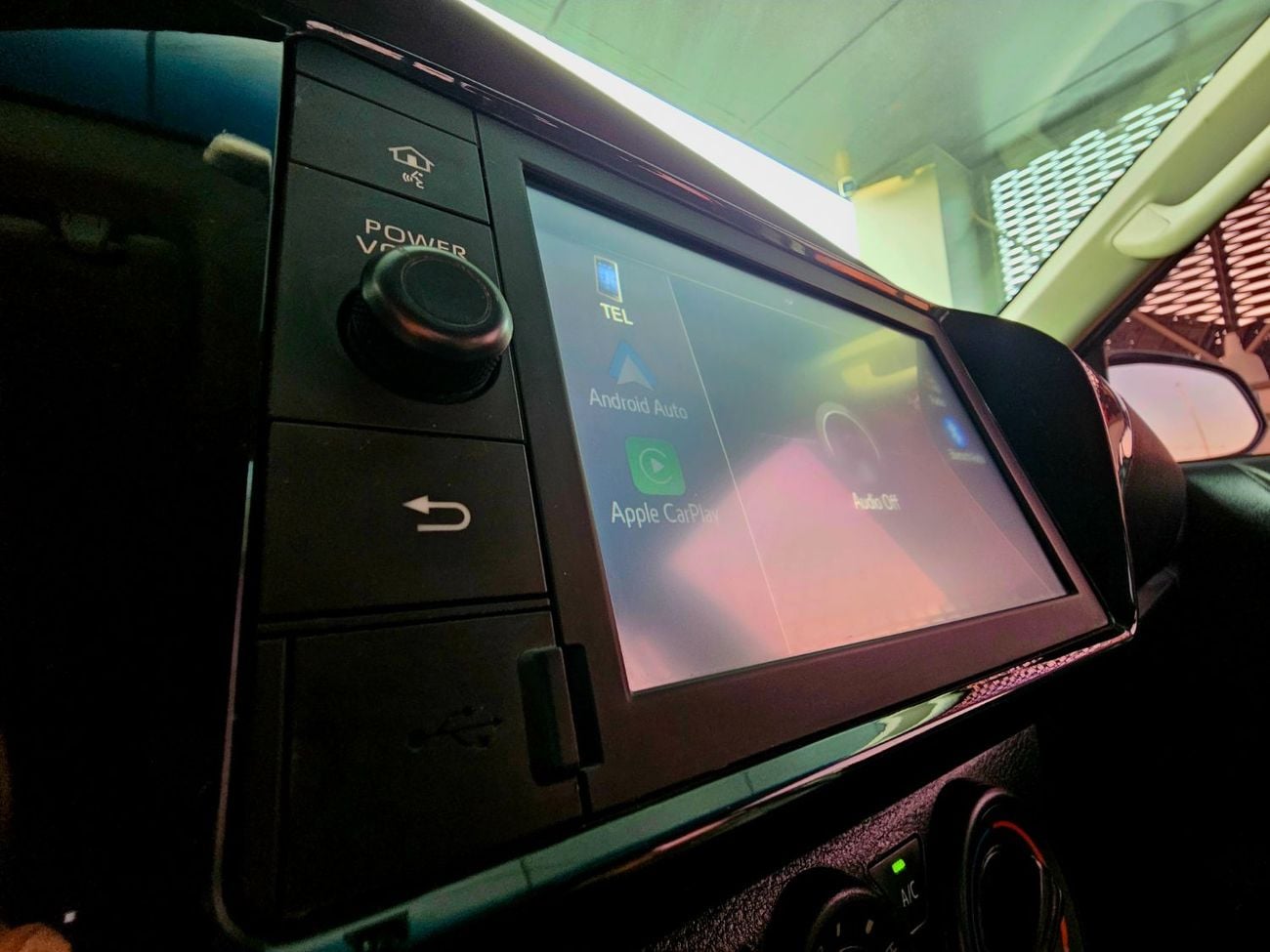 تويوتا هيلوكس ADVENTURE DIESEL / AUTO GEAR/ AUTO WINDOWS / FULL OPTION/ WIDE BODY
