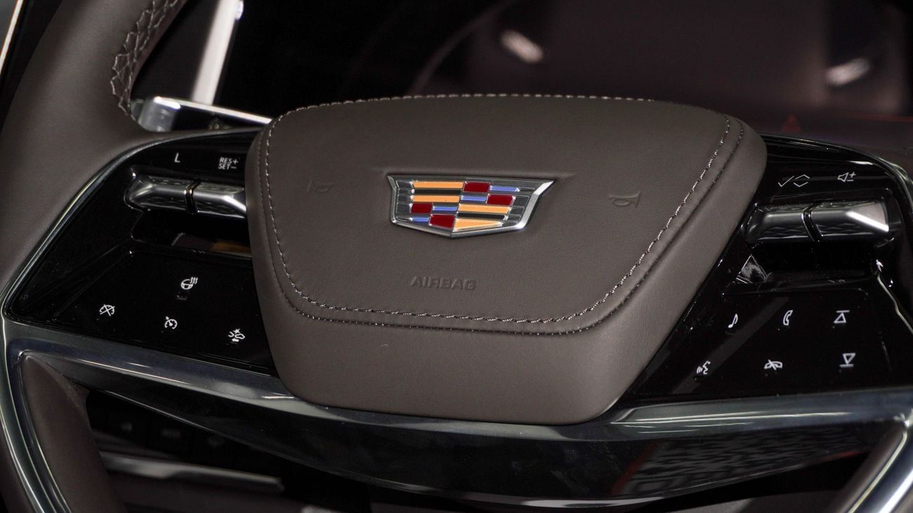 Cadillac Escalade 600