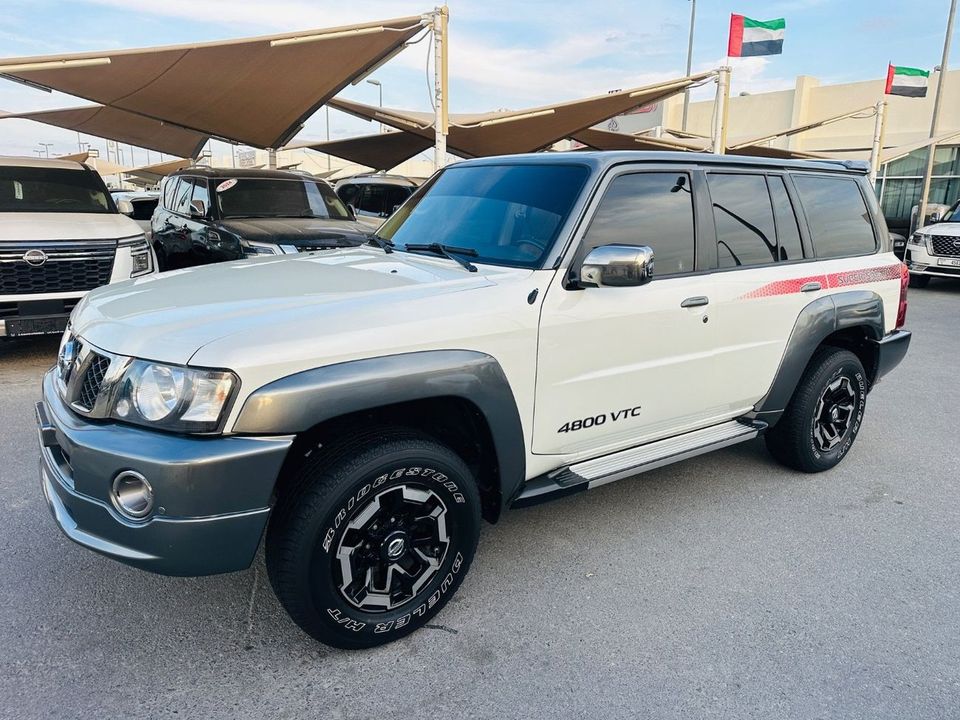 Nissan Patrol SUPER SAFARI