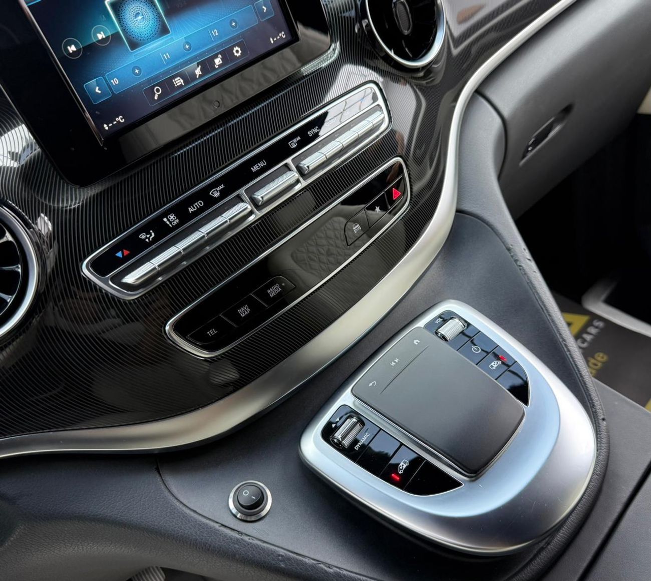 مرسيدس بنز V 250 2023 Mercedes Maybach V250, Warranty, Very Low Km, Fully Loaded, Excellent Condition, GCC