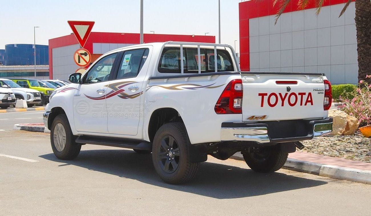 Toyota Hilux DC 2.7L Petrol 4WD M/T | 2026 Model | Ready for Export