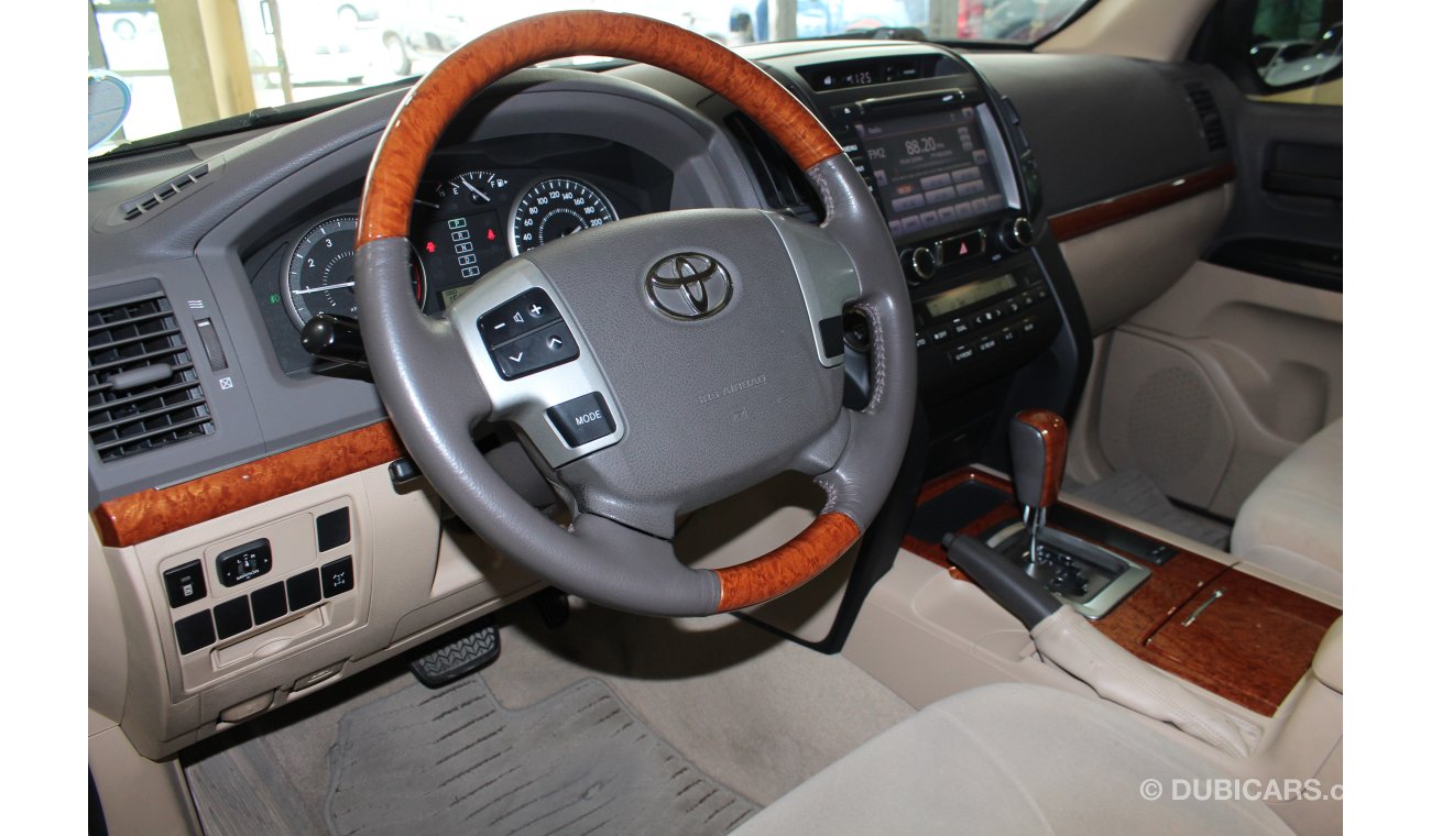Toyota Land Cruiser EXR