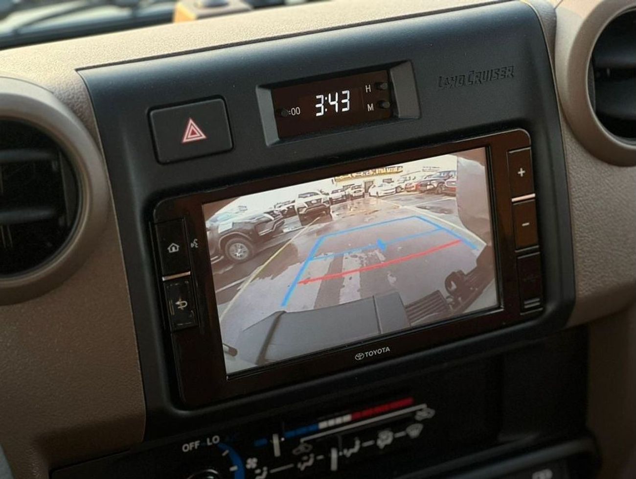 Toyota Land Cruiser 70 Toyota Land Cruiser Hard Top 2024 LC76 4.0