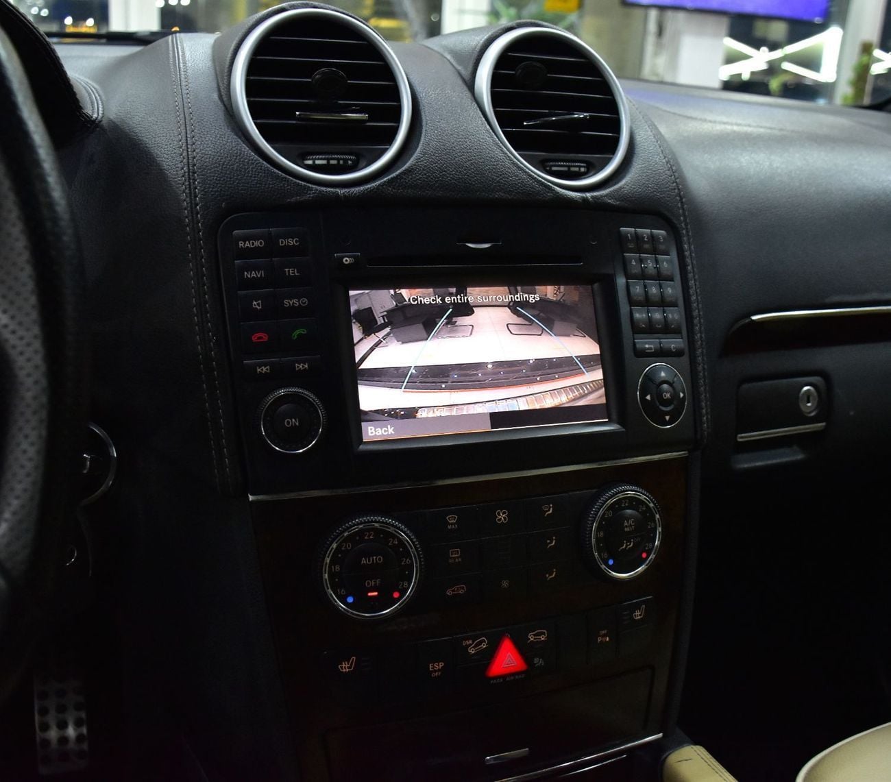 Mercedes-Benz ML 350 EXCELLENT DEAL for our Mercedes Benz ML350 4Matic ( 2011 Model ) in Black Color GCC Specs