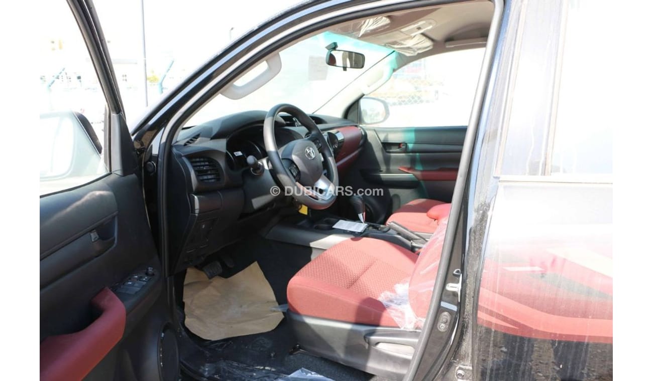 تويوتا هيلوكس 2020 Hilux 2.4L DLX 4x4 AT Double Cabin | Colors: Black, Silver | GCC Specs with VOICE Command | DIE