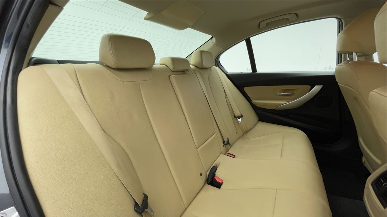 BMW 318i EXECUTIVE 1.5 | Zero Down Payment | Free Home Test Drive