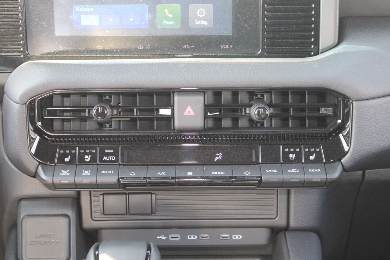 تويوتا برادو TOYOTA PRADO 2.7L PETROL 4WD LIMITED AUTO