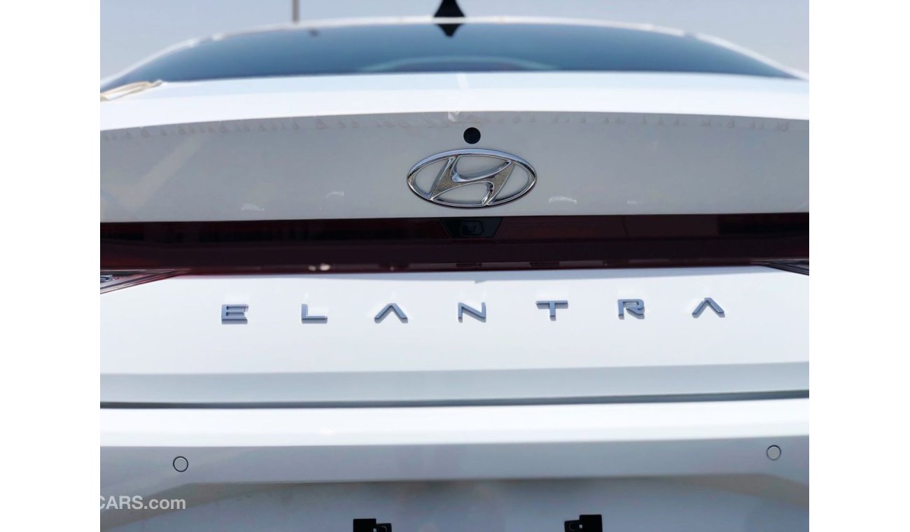 Hyundai Elantra 1.6L PTR ( SUNROOF )