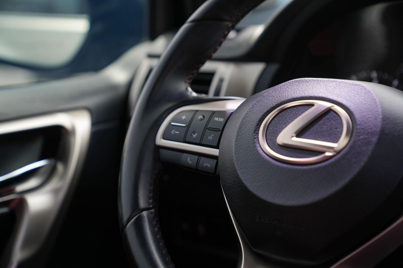 لكزس GX 460 2021 PREMIER!! GCC SPECS!! LOW MILEAGE