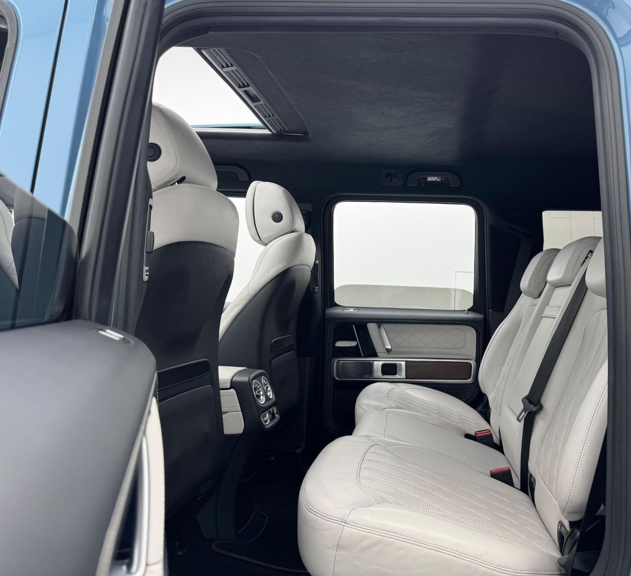 Mercedes-Benz G 63 AMG Std 4.0L 2021 Mercedes-AMG G63 G MANUFAKTUR, Full Options, 1 Year Warranty, FSH, GCC