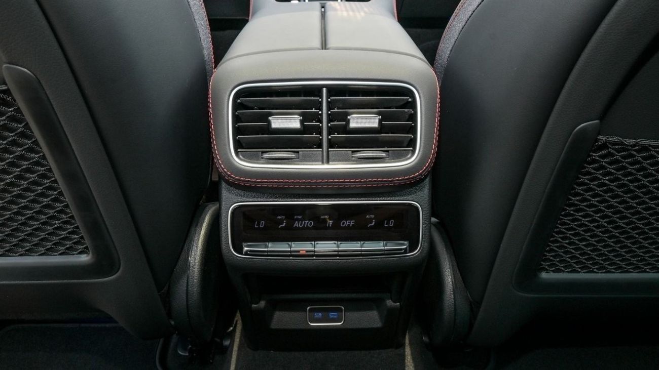 مرسيدس بنز GLE 53 Mercedes-Benz GLE53 AMG, New Facelift,Carbon Fiber, Night Package, Agency Warranty, 2024