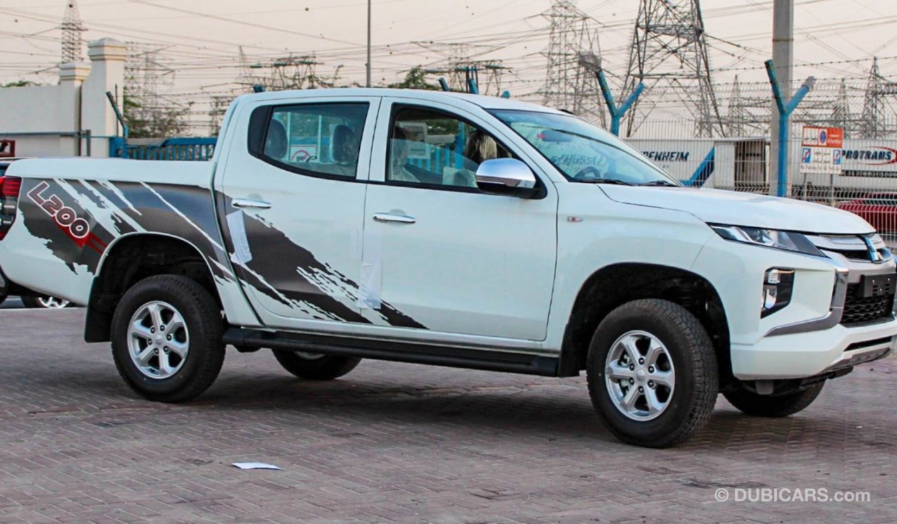 ميتسوبيشي L200 Mitsubishi L200 P DC 4WD 2.5L 4WD CHROME MT