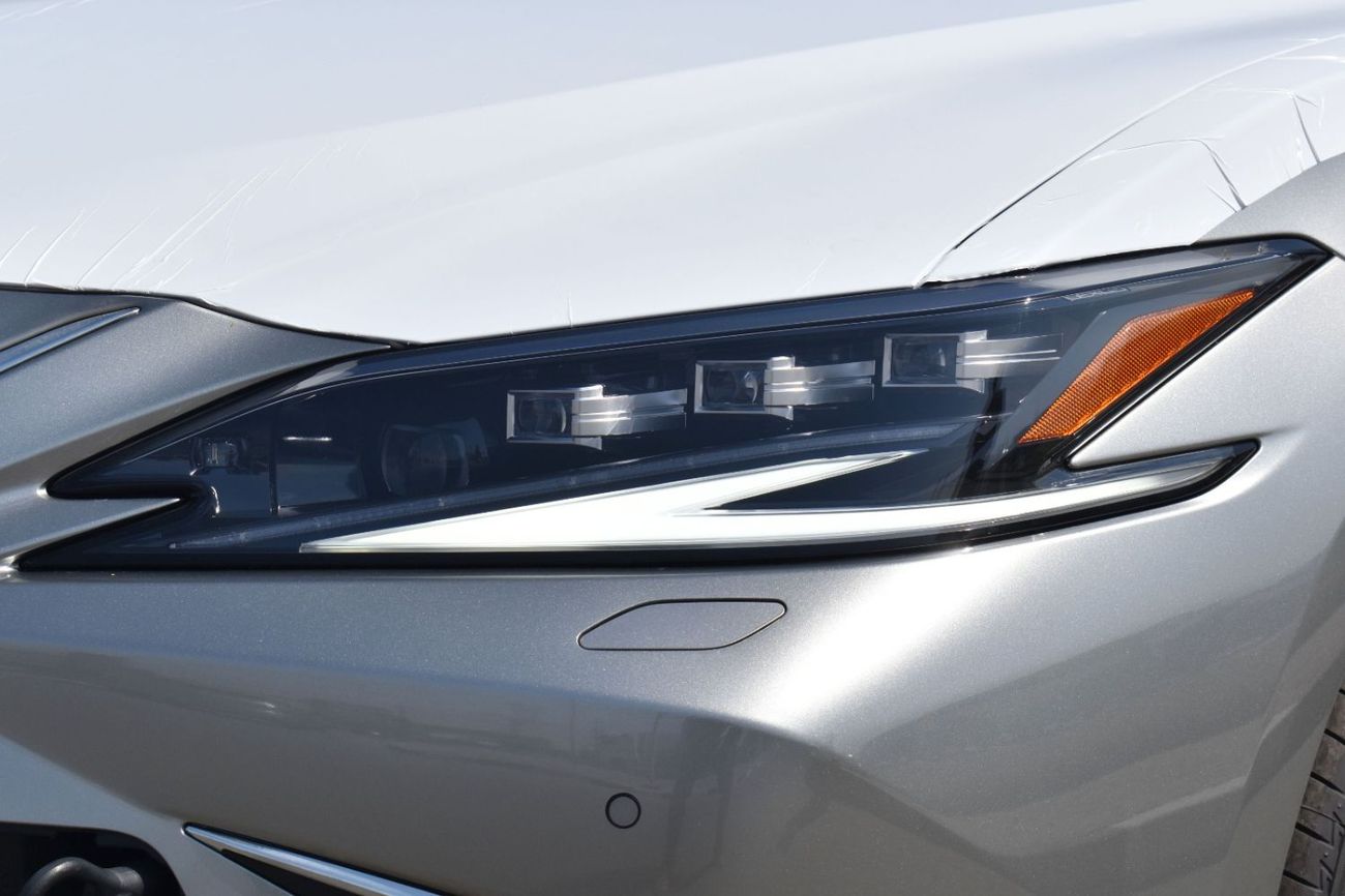 لكزس ES300h 2025 MODEL ES 300h 2.5L