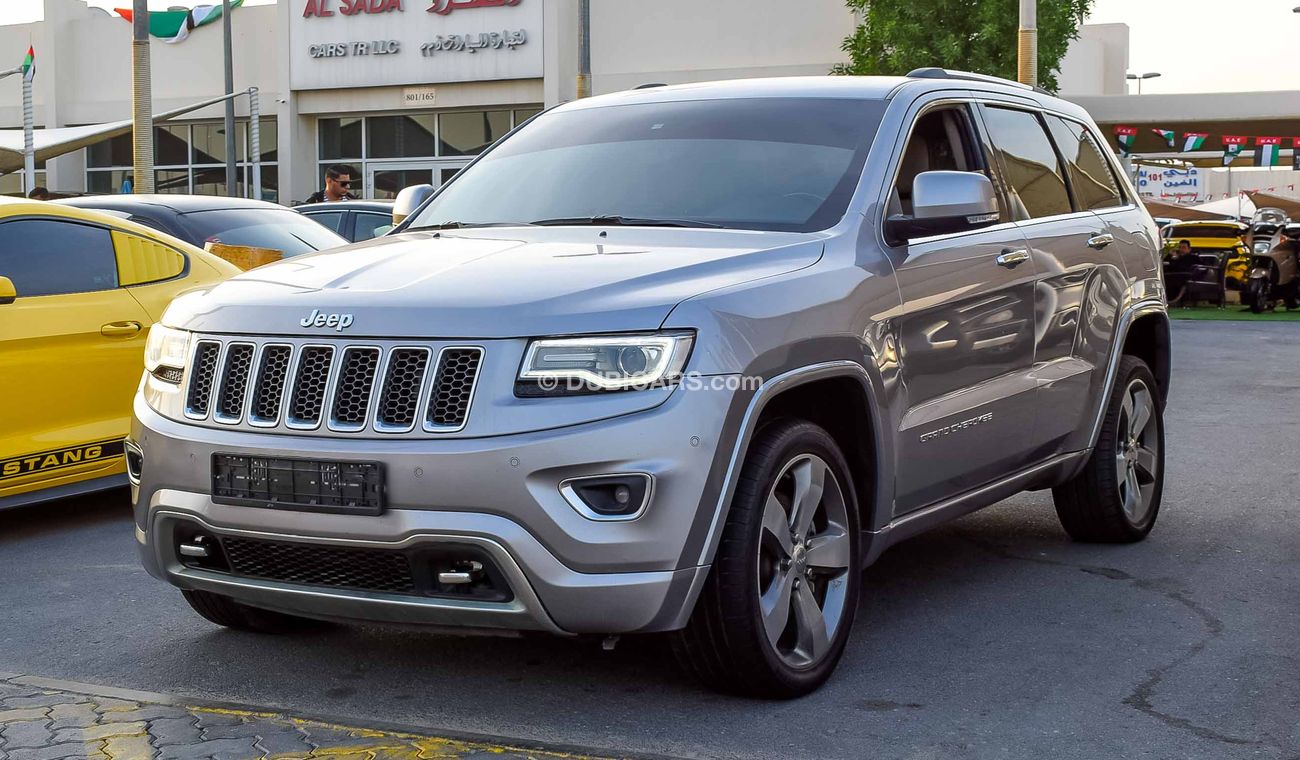 Jeep Grand Cherokee Overland 5.7L Hemi