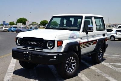 تويوتا لاند كروزر 70 71 V6 4.0L Petrol 4WD Automatic