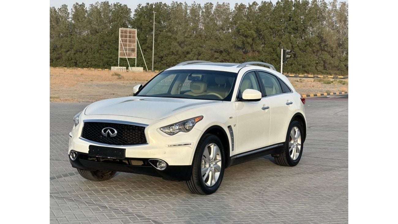 Infiniti QX70 Sport Luxury MODEL 2017 GCC CAR PERFECT CONDITION INSIDE AND OUTSIDE FULL OPTION ONE OWNER ORIGINAL