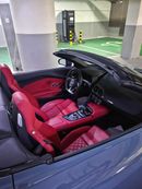Audi R8 Spyder STANDARD