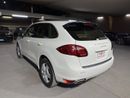 Porsche Cayenne S 4.8L PORSCHE CAYENNE S 2012 | 14-WAY ADAPTIVE SEATS | SUNROOF | PORSCHE SERVICE HISTORY