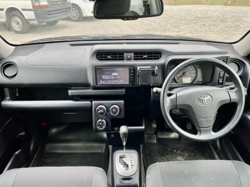 Toyota Succeed interior - Cockpit