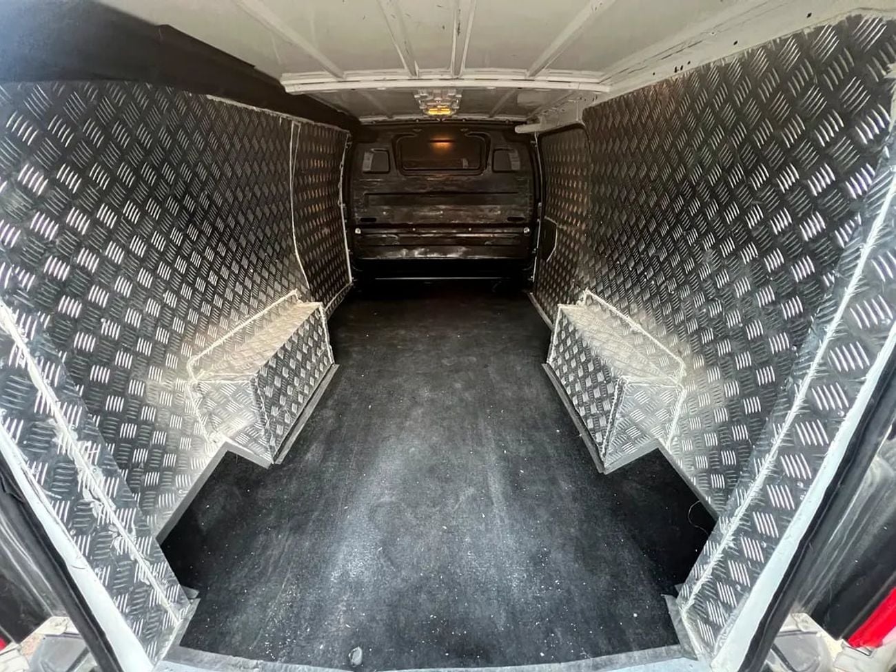 Peugeot Partner Van Long Body GCC Specs Original paint