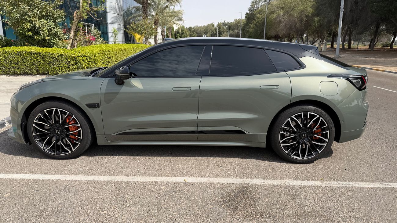 Zeekr 001 Dual Motor Green Color