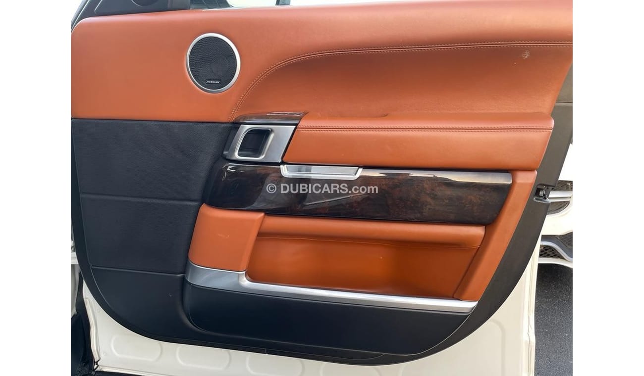 Land Rover Range Rover Range Rover Autobiography_Gcc_2014_Excellent_Condition _Full option