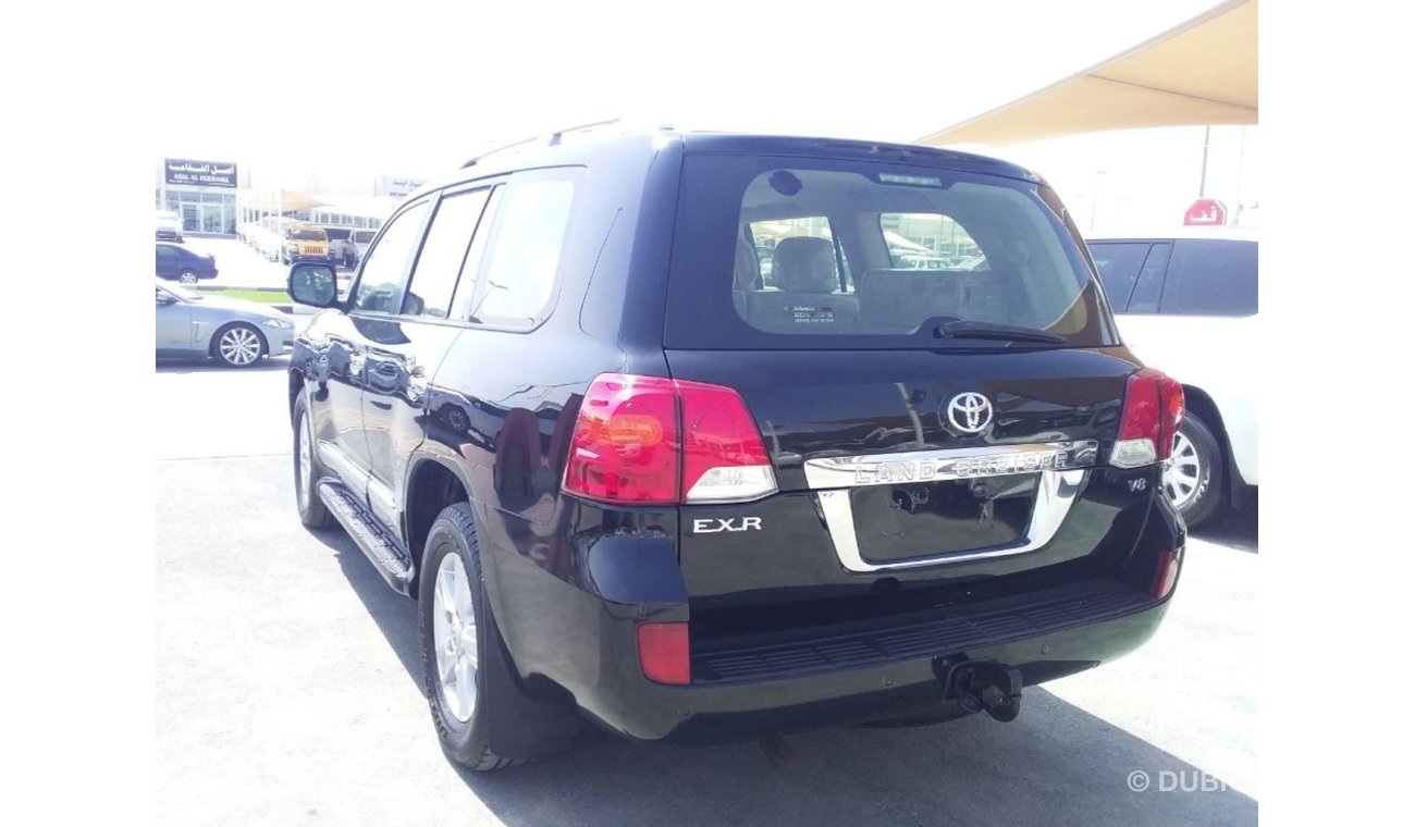 Toyota Land Cruiser Toyota Land Cruiser GX-R  V8 2015 GCC