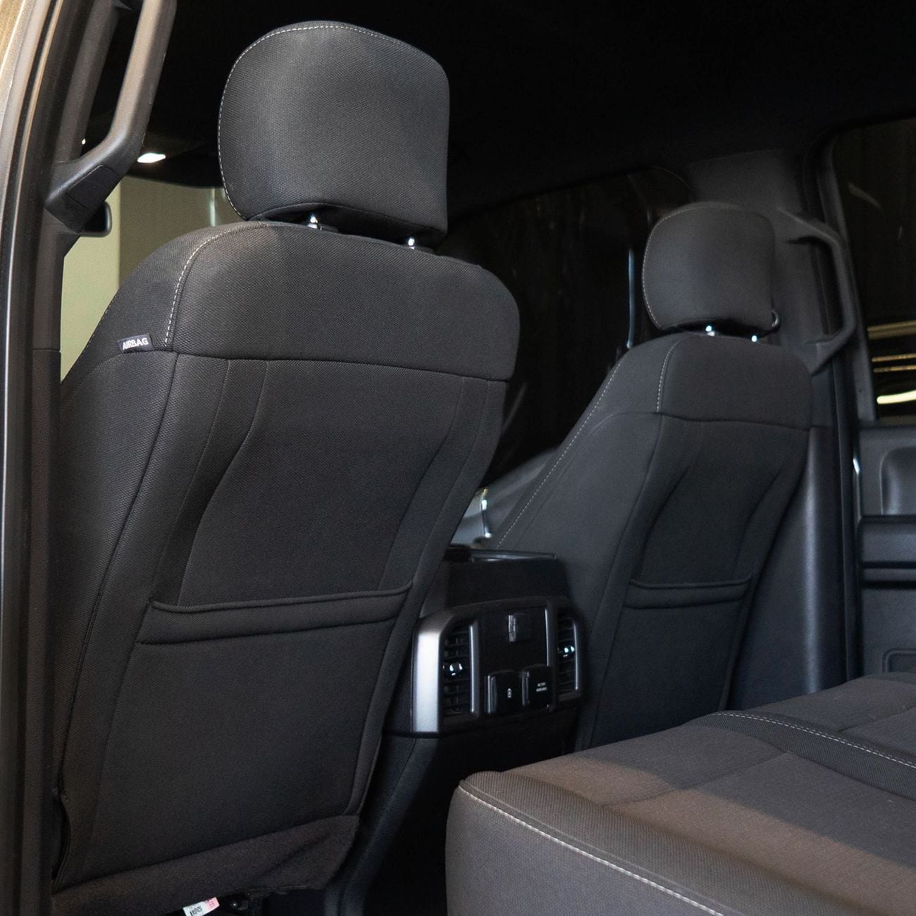 Ford F 150 XLT 5.0L (385 HP) Double Cab Utility AED 2,572 P.M • 0% Downpayment • Ford F-150 XLT Crew • 1 Year W