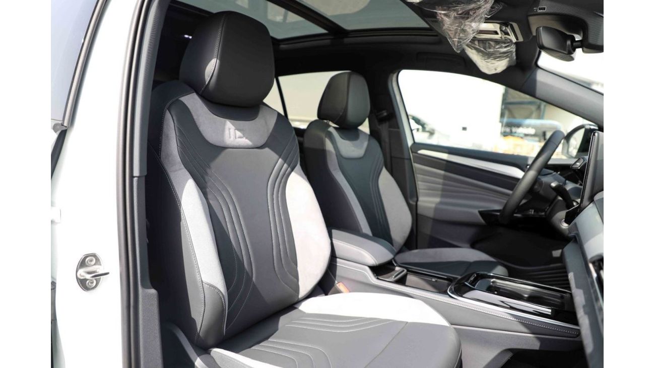 Volkswagen ID.4 2024 Volkswagen ID4 CROZZ PRO - White inside Grey | Export Only