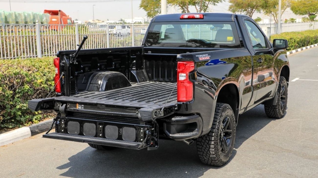 Chevrolet Silverado 1500 RegularCab Trailboss GCC / 3 Years Warranty / For Local Registration +5%