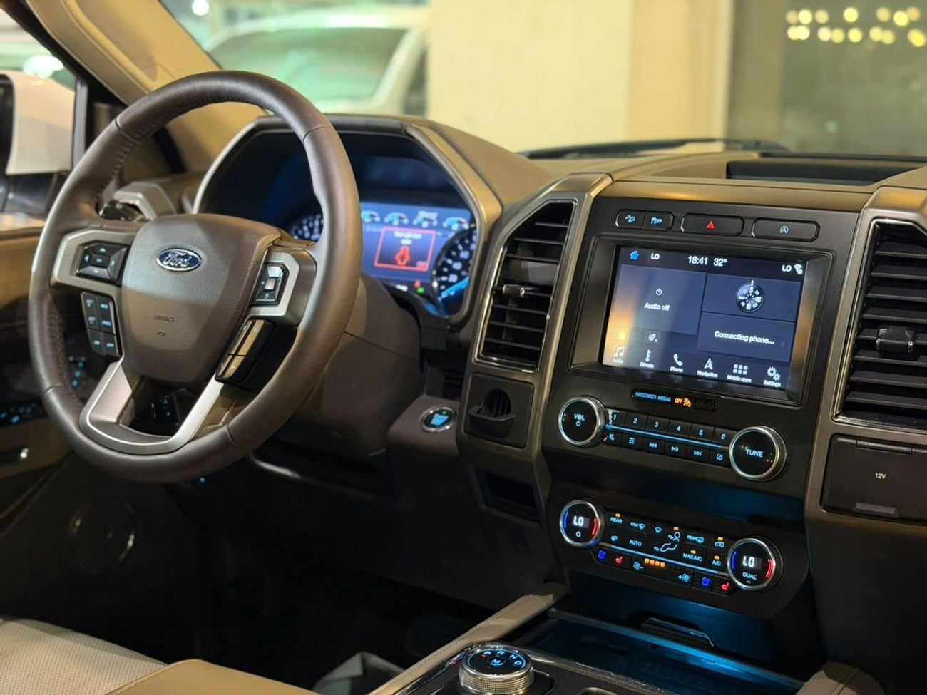 Ford Expedition XLT FORD EXPEDITION XLT 2019 GCC | ACCIDENTS FREE | ORIGINAL PAINT