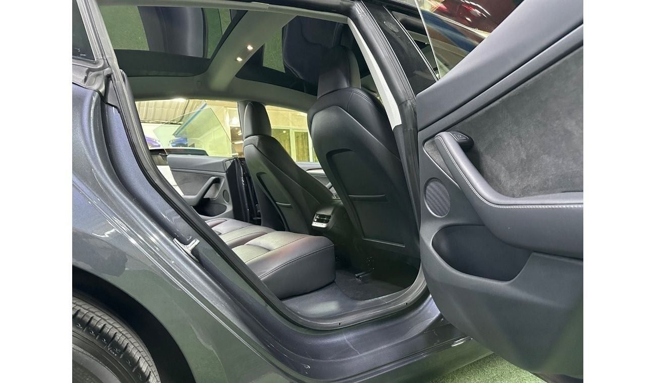 تسلا موديل 3 Tesla Model 3 baterie standart